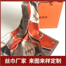 絲巾有些什么款式、絲巾、真絲絲巾、