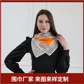 Silk scarf、What are the uses of silk scarves